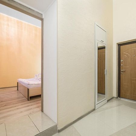Apartment Near Deribasovskaya Одеса Екстериор снимка