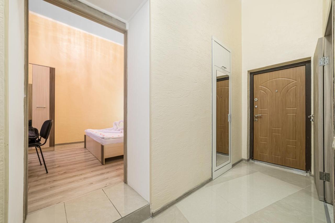 Apartment Near Deribasovskaya Одеса Екстериор снимка