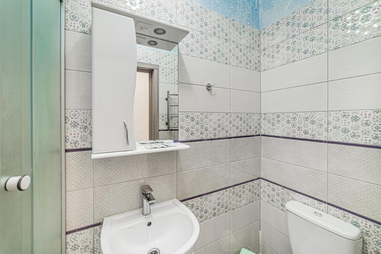Apartment Near Deribasovskaya Одеса Екстериор снимка